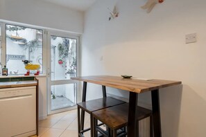 تناول الطعام