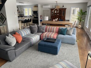 Smart TV, fireplace, DVD player, books