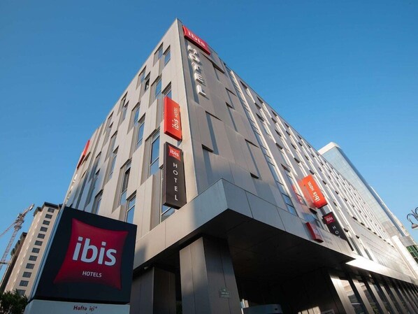 Exterior - Ibis Baku City Hotel (Baku)