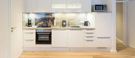 Fridge, microwave, oven, dishwasher