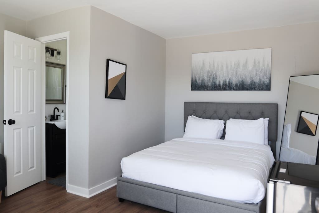 Micro Motel 1 Bed! Su