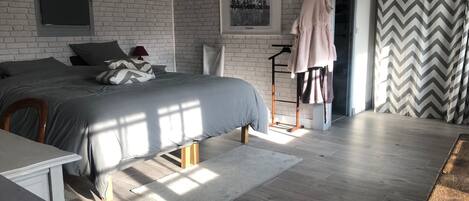 3 chambres, bureau, fer et planche à repasser, Wi-Fi gratuit