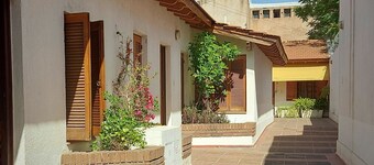 Spacious apartment, in the Foundational Area of the City of Mendoza!
