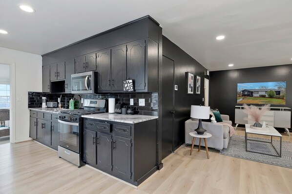 Fridge, microwave, oven, stovetop