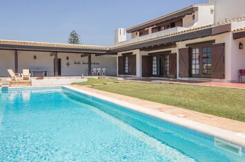 room view, swimming pool, barbecue area and back of the house