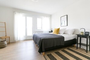 2 chambres, fer et planche à repasser, Wi-Fi, draps fournis