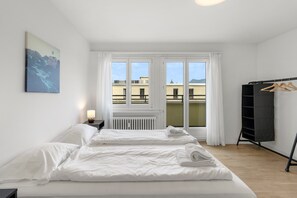 2 bedrooms, iron/ironing board, WiFi, bed sheets