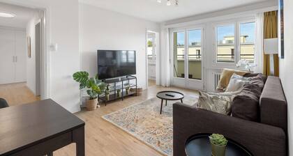 Cozy Central Lucerne Apartment with Balcony