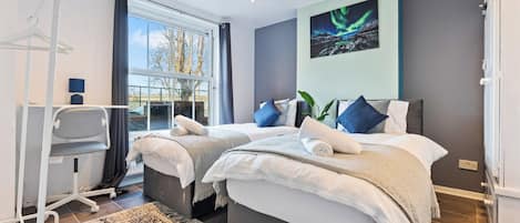 4 bedrooms, iron/ironing board, free WiFi, bed sheets