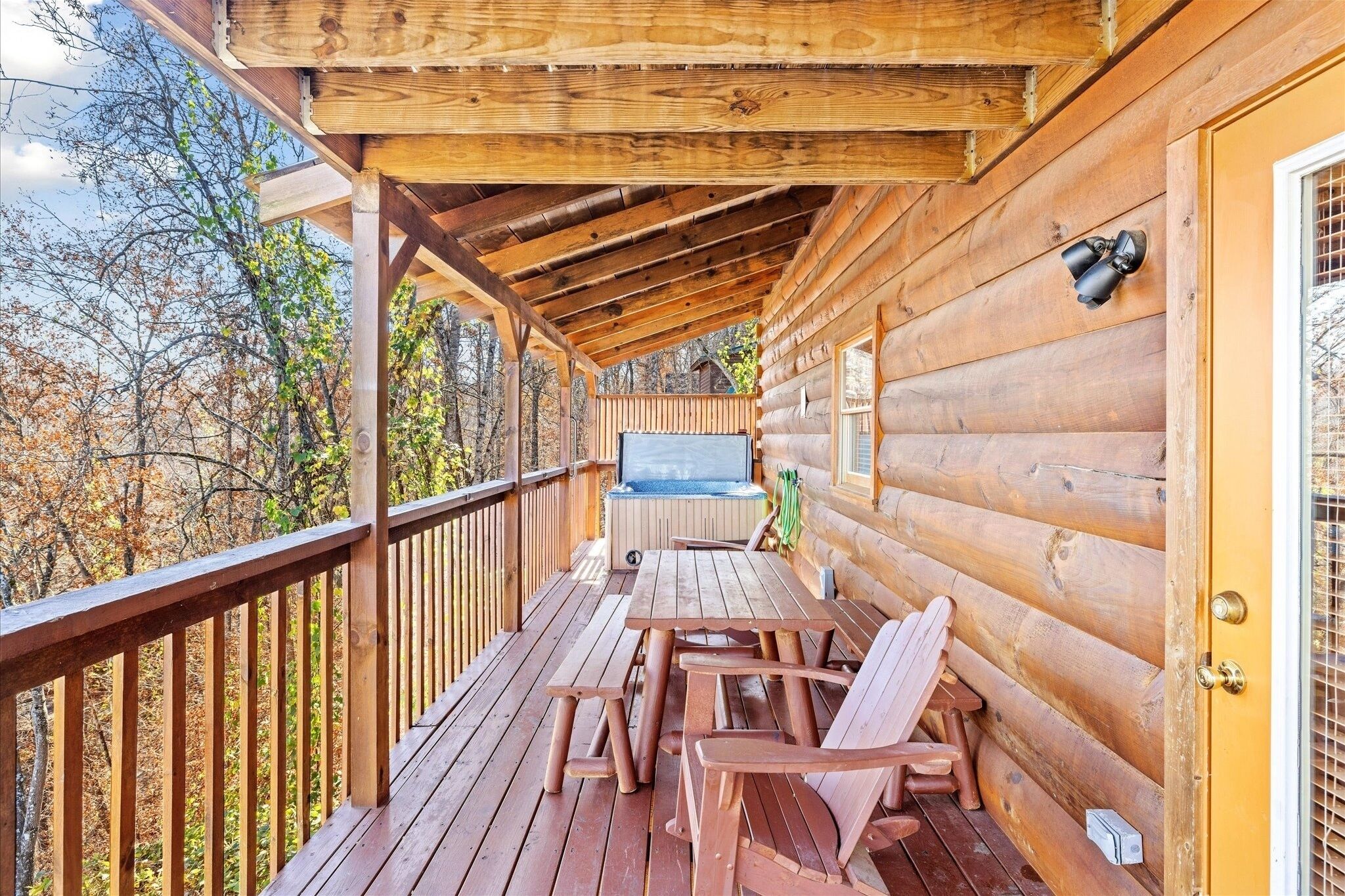 Cabin, 5 Bedrooms | Outdoor spa tub