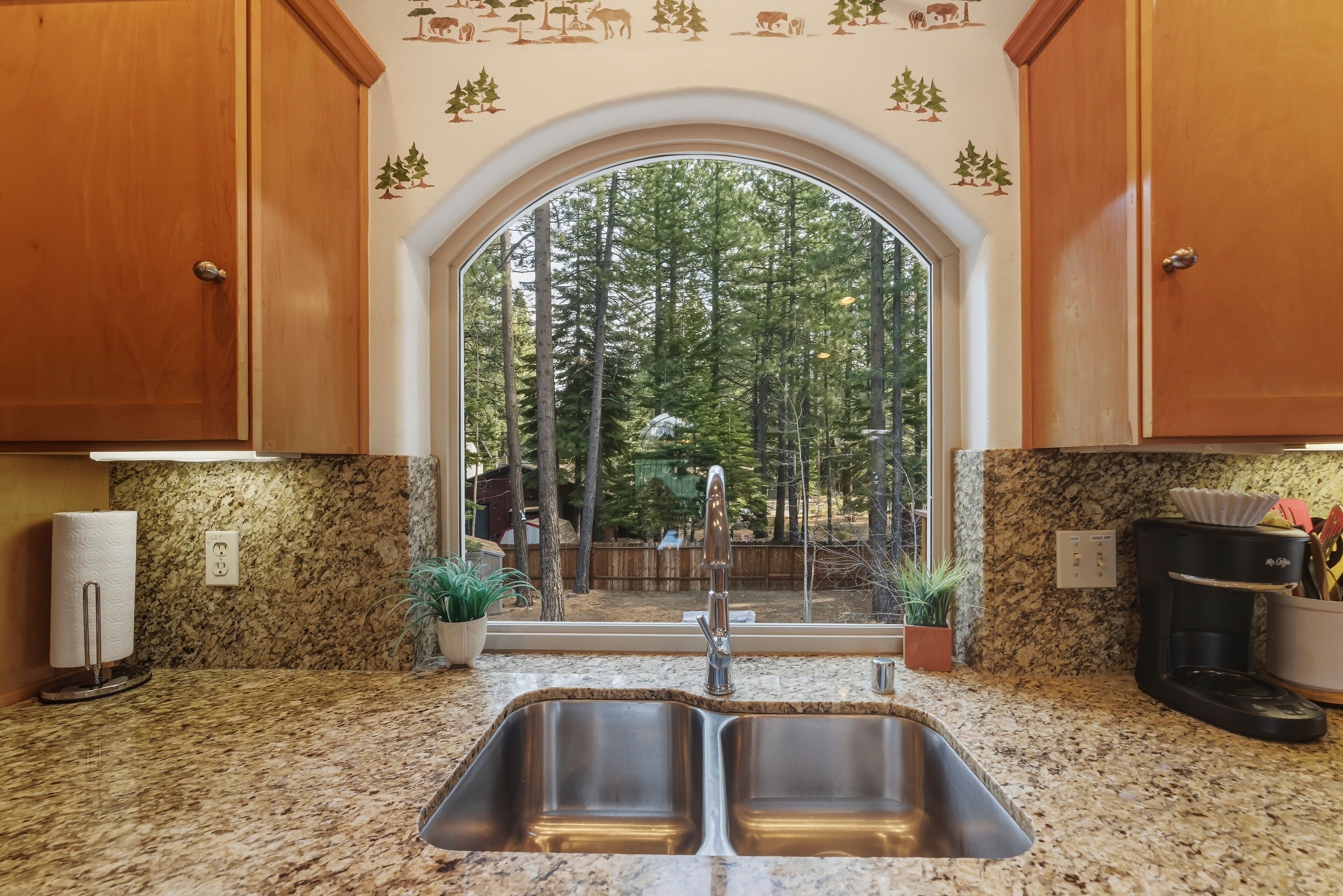 المنشأة من الداخل