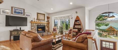 House, 3 Bedrooms | Living area