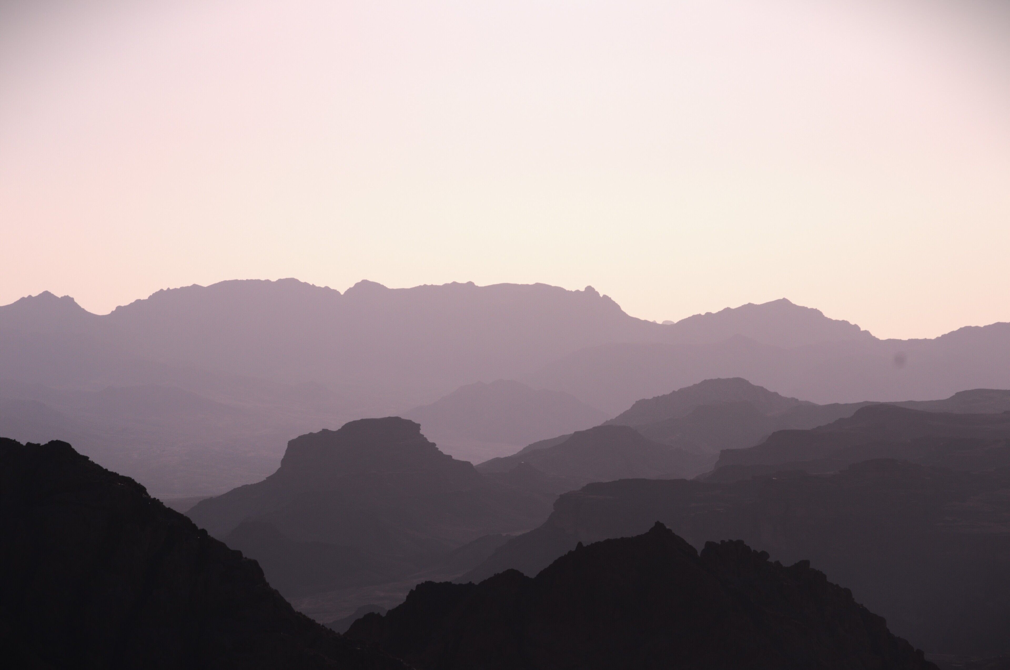 إطلالة على الجبل