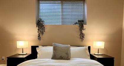 King Beds Private Suite 25 minutes away from Downtown Vancouver