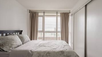 2 chambres, rideaux occultants, fer et planche Ă repasser, Wi-Fi gratuit