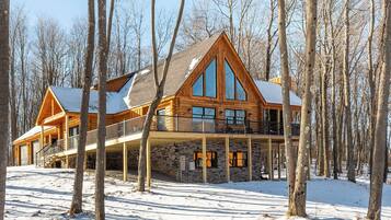 House (5 Bedrooms) | Property amenity