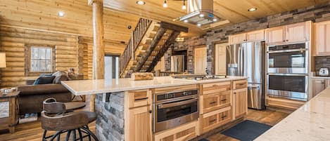House (5 Bedrooms) | Property amenity