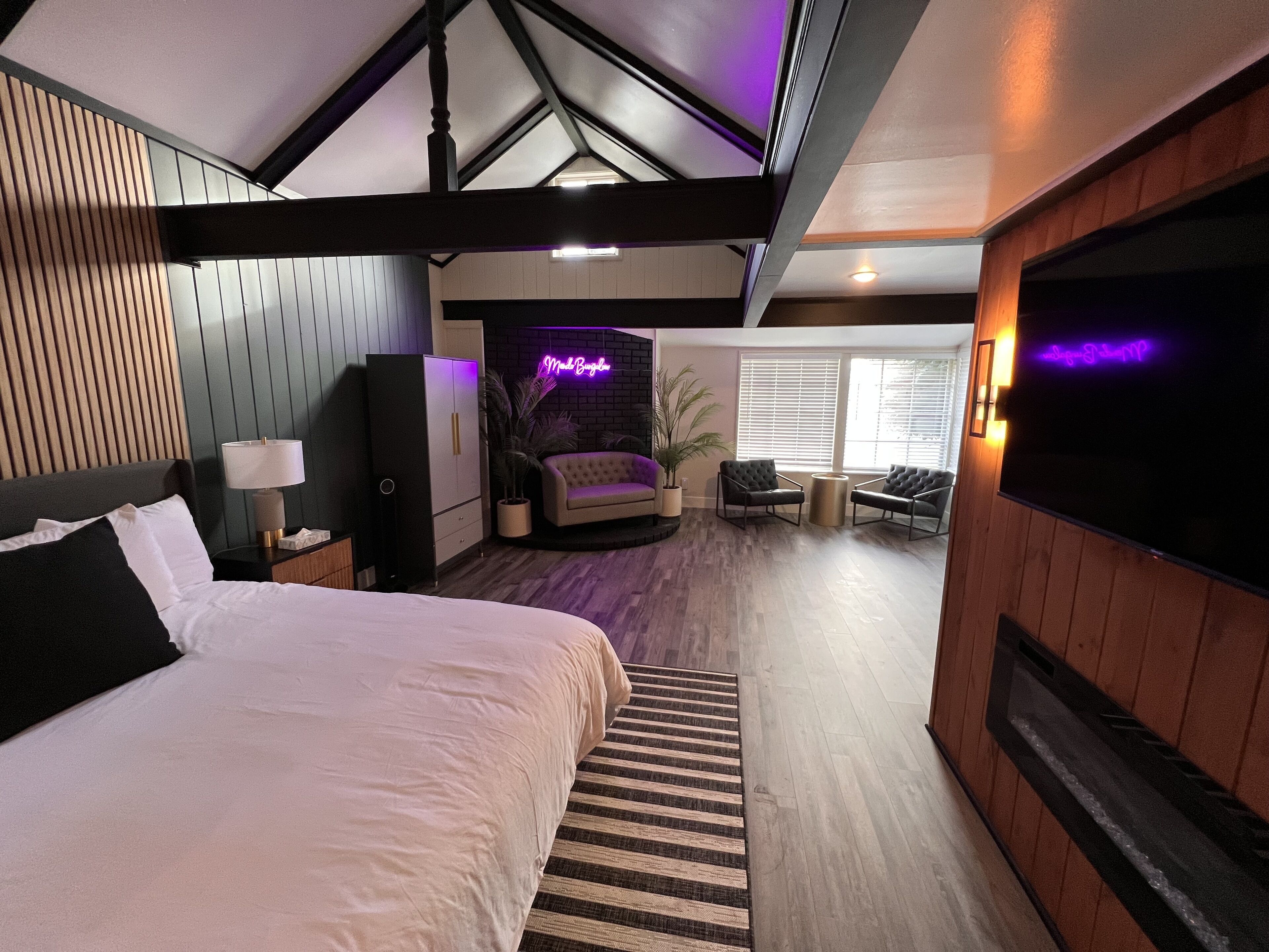 Elite Room | Free rollaway beds, free WiFi, bed sheets