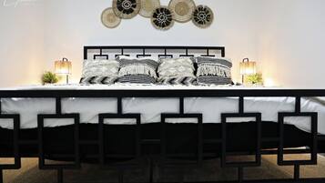 1 habitación, tabla de planchar con plancha, wifi gratis y ropa de cama