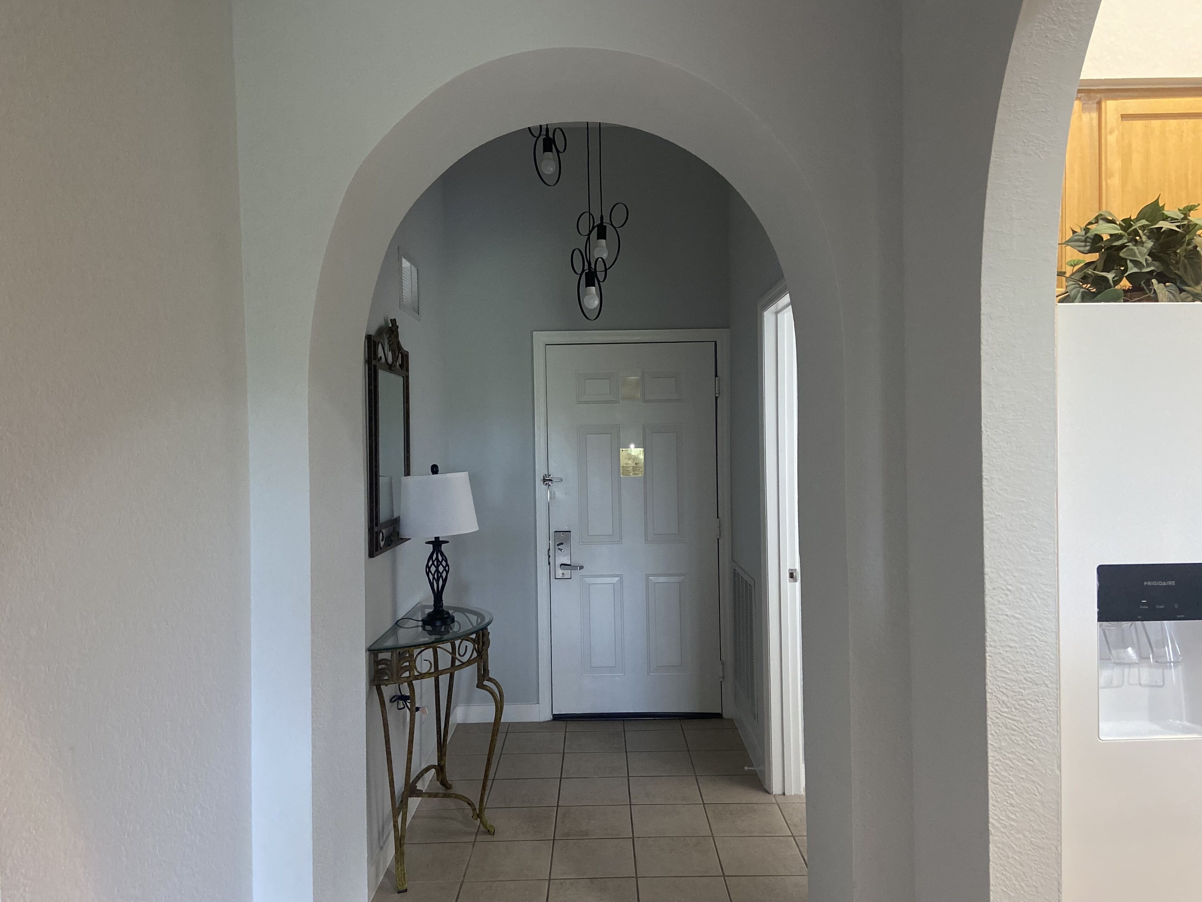 Newly Renovated With Brand New Furniture Close To Disney