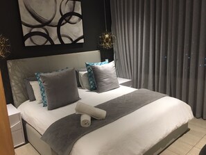 2 Schlafzimmer, Schreibtisch, Bügeleisen/Bügelbrett, WLAN