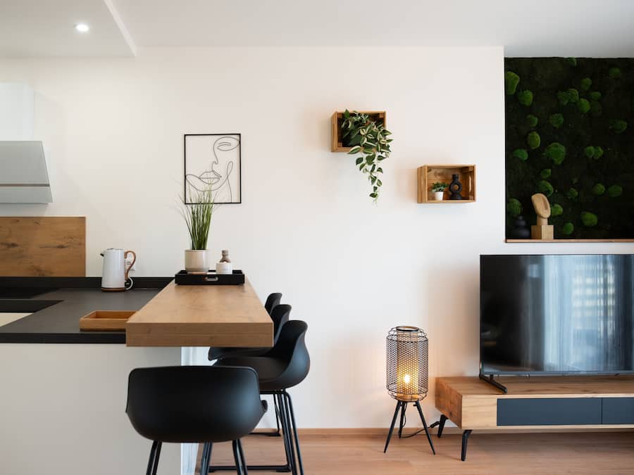 Superior Apartment (7/22) | Living area | 55-inch Smart TV with satellite channels, TV, offices