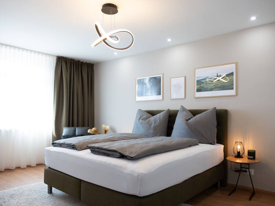 Superior Apartment (7/22) | 2 bedrooms, premium bedding, individually decorated