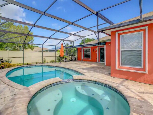 Outdoor pool, a heated pool