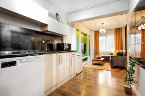 Deluxe Studio Suite | Down duvets, Select Comfort beds, iron/ironing board - Port Galata Suites (Istanbul)