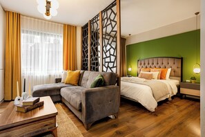 Deluxe Studio Suite, Multiple Beds | Down duvets, Select Comfort beds, iron/ironing board - Port Galata Suites (Istanbul)