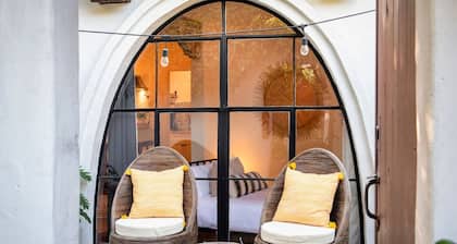 Charming Studio Hideaway in Montecito