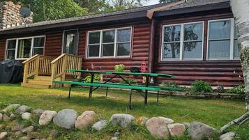 Cottage, 2 kamar tidur | Teras/patio