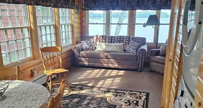 Butler's Bay Cottage 2 Bedroom Cottage by RedAwning