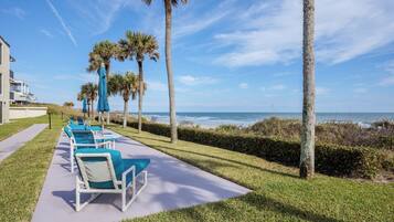 Condo (2 Bedrooms) | Property amenity