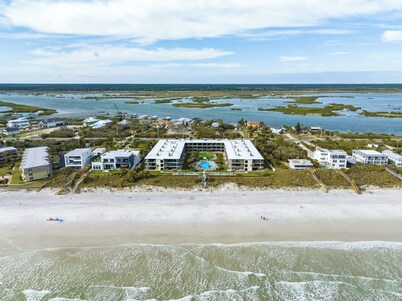 Ocean House 311 by Distinctive Beach Rentals