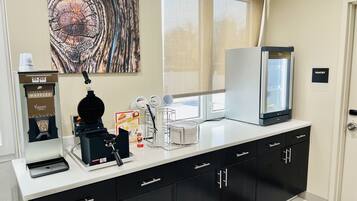 Free daily local cuisine breakfast