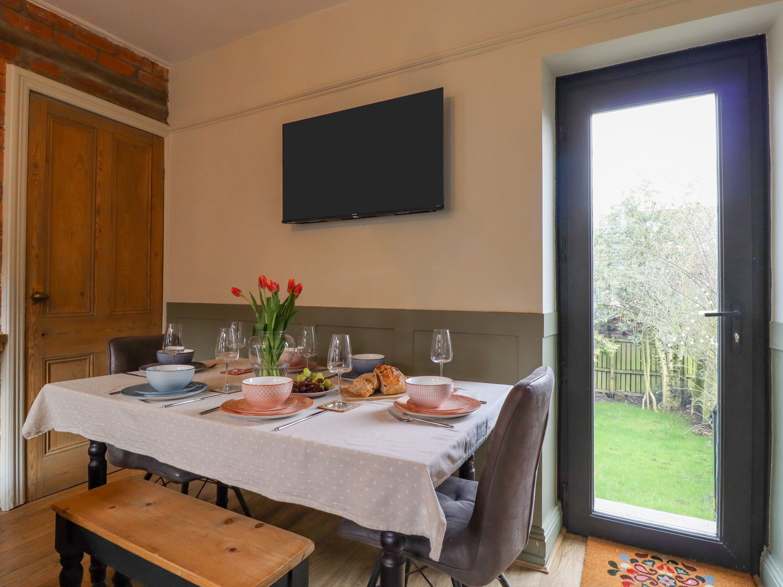 Cottage | Interior