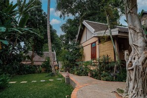 Khuôn viên nơi lưu trú