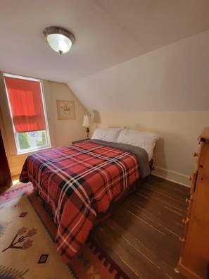 3 bedrooms, iron/ironing board, free WiFi - Towle House 1006  (New Westminster)