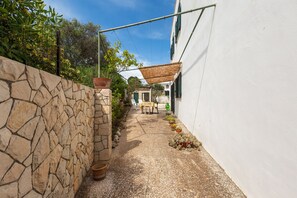 Khuôn viên nơi lưu trú