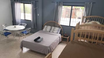4 bedrooms, WiFi, bed sheets