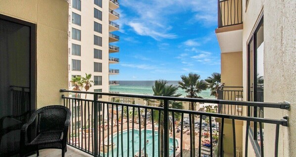 Property grounds - "Vacation Station" #716 Sleeps 4 Ocean View (Panama City Beach)