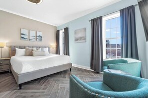 Free WiFi, bed sheets, wheelchair access