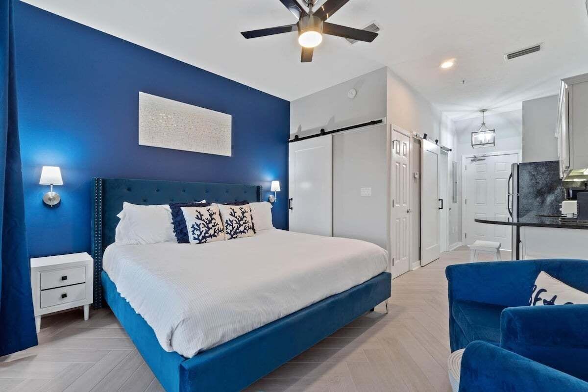 Free WiFi, bed sheets, wheelchair access