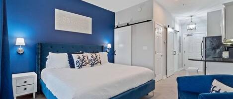 Free WiFi, bed sheets, wheelchair access