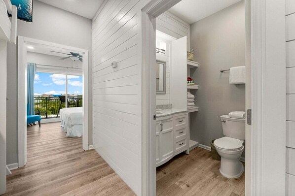 Free WiFi, bed sheets, wheelchair access