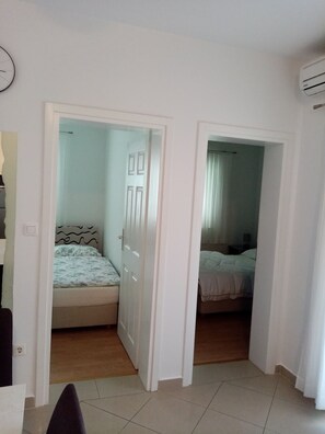 2 bedrooms, bed sheets