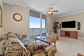 TV - "Pelican's Overlook" PCB #806 1 Bedroom Sleeps 5 (Panama City Beach)