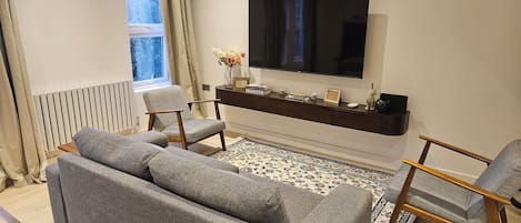 Smart TV, books