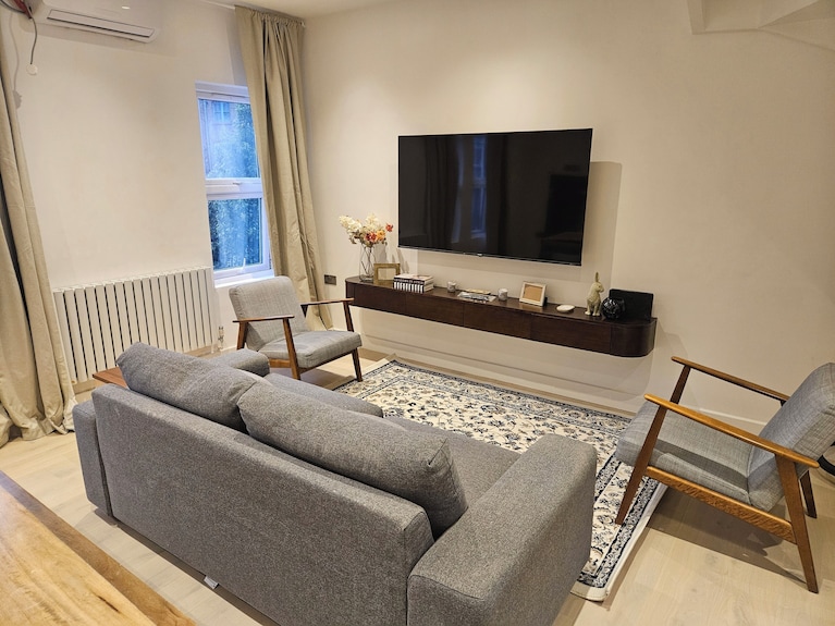Oversize 3bed 2bath Victorian Penthouse W/ Ac In Maida Vale - London
